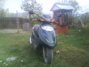 vand scuter kimco vivio 125 cp neimatriculat stare buna de functionare,  1000