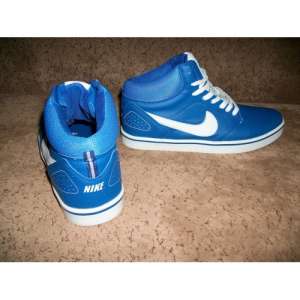 Incaltaminte si Imbracaminte Nike,  Adidas,  Puma,  Lacsote