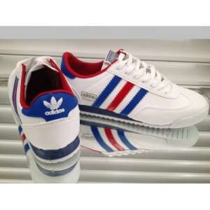 Incaltaminte si Imbracaminte Nike,  Adidas,  Puma,  Lacsote