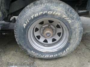 dezmembrez toyota hilux 2001-2005