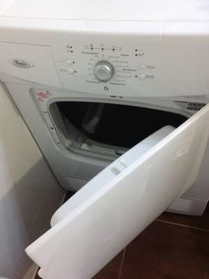 MASINA DE USCAT RUFE WHIRPOOL