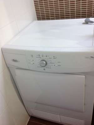 MASINA DE USCAT RUFE WHIRPOOL