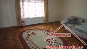 INCHIRIEM CASA 4 CAMERE,    P+E+M,    zona CENTRUL VECHI