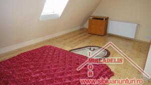 INCHIRIEM CASA 4 CAMERE,    P+E+M,    zona CENTRUL VECHI