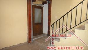 INCHIRIEM CASA 4 CAMERE,    P+E+M,    zona CENTRUL VECHI