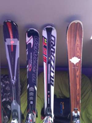 Vand skiuri, clapari de TOP noi si second