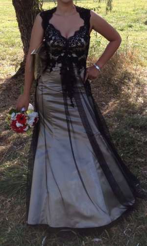 vand rochie de ocazie sh