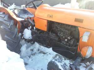 VANZARE TRACTOR