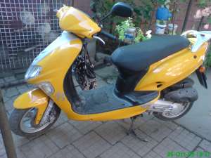 dau la schimb sau vand scuter kymco vitality