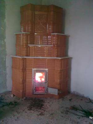 Sobar -teracotist execut seminee si sobe