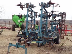 combinator scarificator dezmiristitor