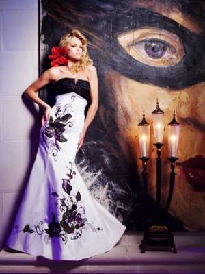 Vanzare rochii TONY BOWLS