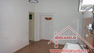 INCHIRIEM APARTAMENT LA CASA 2 camere,   ZONA ULTRACENTRALA