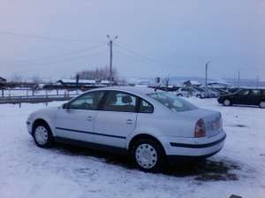 VAND PASSAT 2001,   1,   6 B.,   BERLINA,   ARGINTIU METAL.