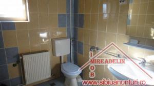 INCHIRIEM APARTAMENT 2 camere,   la casa,   ZONA ULTRACENTRALA