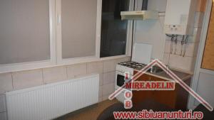 INCHIRIEZ APARTAMENT 2 CAMERE � INTRAREA SIRETULUI