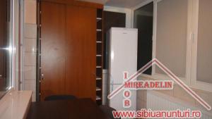 INCHIRIEZ APARTAMENT 2 CAMERE � INTRAREA SIRETULUI