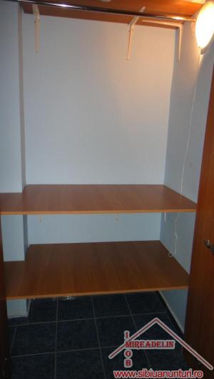 INCHIRIEZ APARTAMENT 2 CAMERE � INTRAREA SIRETULUI