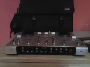 Vand Consola Hercules DJ RMX