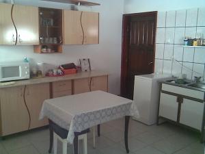 Vand sau schimb casa cu ap 3 cam in buc