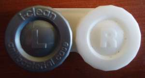 Suport plastic pentru lentile de contact