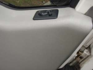 VOLKSWAGEN Transporter T4 - 2.4 D  / tel: 0743-898435 /