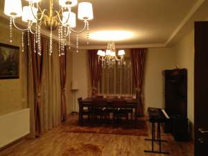 APARTAMENT 4 CAMERE DAMAROAIA