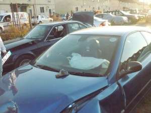 vand peugot 406 coupe avariat