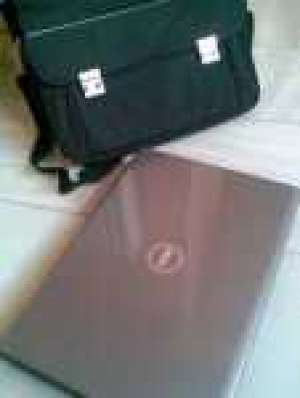 LAPTOP DELL STUDIO 1735  ca nou folosit numai acasa