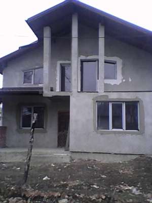 Firma constructii executam: