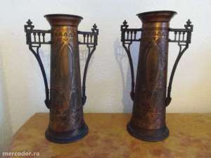 2 VAZE DECORATIVE