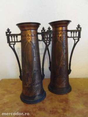 2 VAZE DECORATIVE