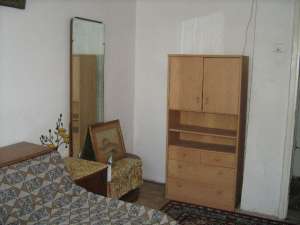 Ofer cu chirie apartament 2 camere decomandate,  mobilate,  utilate,  Gara de Nord