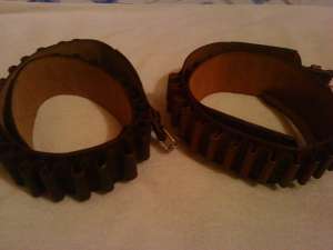 Vand doua curele de vanatoare(cartusiere)