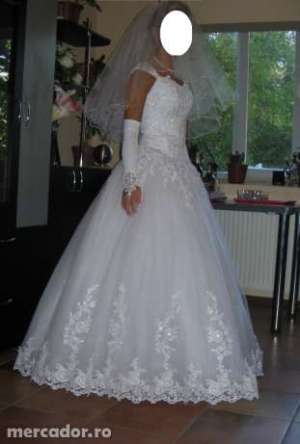 Rochie de mireasa+voal+2 cadouri