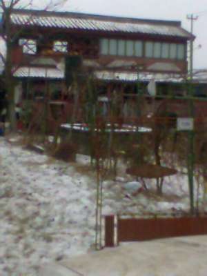 schimb apartament 3 camere arad, et 2, 2 balcoane inchise termopan,  baie, wc serviciu, dependinte s