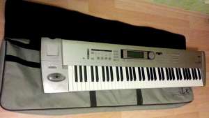 vand clapa korg triton Le 76