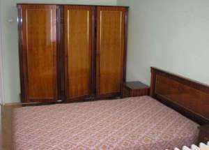 Apartament 3 camere Drumul Taberei de inchiriat

decomandat,  imbunatatiri,  G+F+T+P+usa metalica,