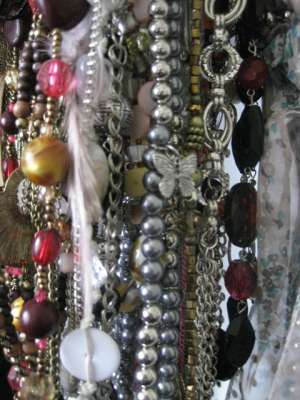 Stocuri de bijuterii outlet import la kg en-gros!