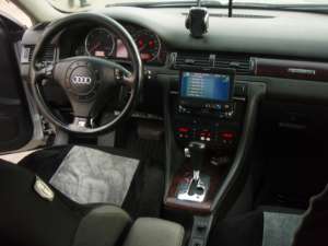 AUDI A4 Quattro 2.5TDI V6 Dubluclimatronic