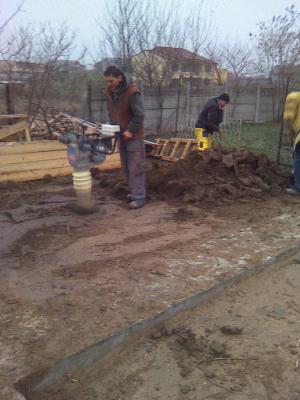 Constructorul De Case Trainice La Rosu