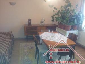 INCHIRIEZ GARSONIERA la casa,   40 mp,   ZONA PIATA CLUJ