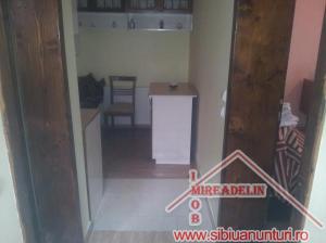 INCHIRIEZ GARSONIERA la casa,   40 mp,   ZONA PIATA CLUJ