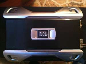 Vand Suboofer JBL GTO1204 si Amplificator JBL GT0504