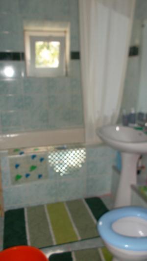 Apartament 3 camere,   70 mp,   zona Stadion