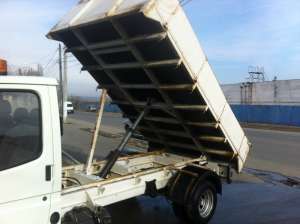 basculanta ford transit