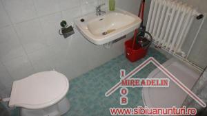 INCHIRIEM APARTAMENT LA CASA 2 camere,   ZONA STEFAN CEL MARE