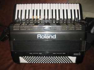 vand acordeon roland Fr7