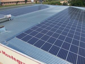 Cautam distribuitori panouri fotovoltaice