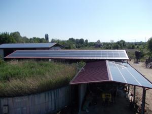 Iluminat stradal cu panouri fotovoltaice